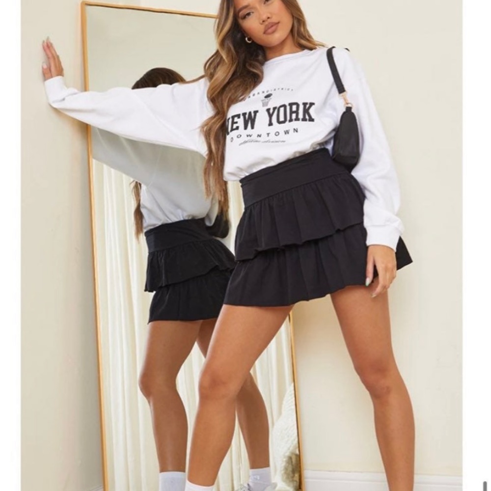 Pretty little think black skater skirt